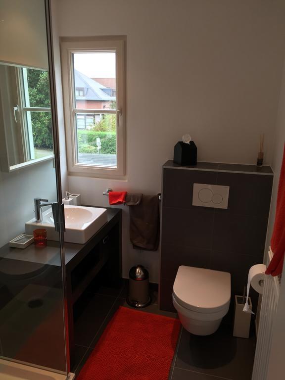 Le Chataignier Hotel Wezembeek-Oppem Esterno foto